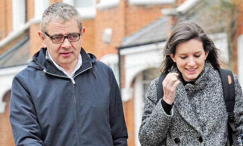 Rowan Atkinson Wife